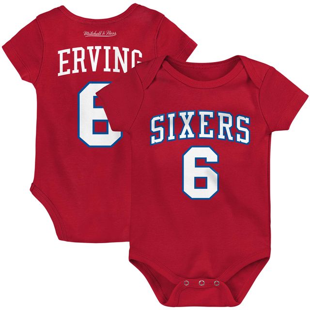 Body Mitchell & Ness Julius Erving rouge Philadelphia 76ers Hardwood Classics nom et numéro pour bébé