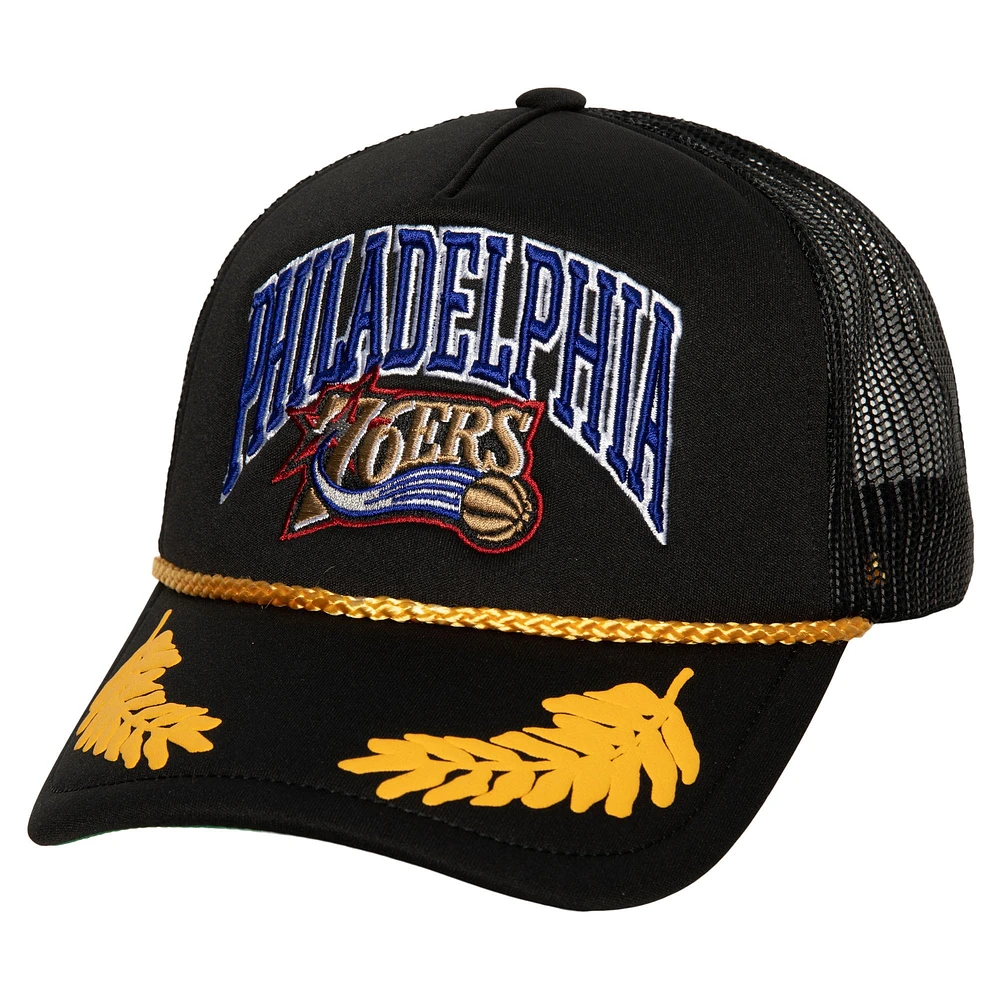 Mitchell & Ness pour homme Philadelphia 76ers noir Hardwood Classics Gold Leaf Mesh Trucker Snapback Hat