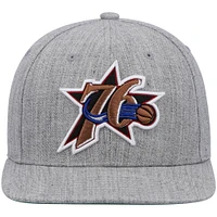 Men's Mitchell & Ness Heathered Gray Philadelphia 76ers Hardwood Classics Team 2.0 Snapback Hat