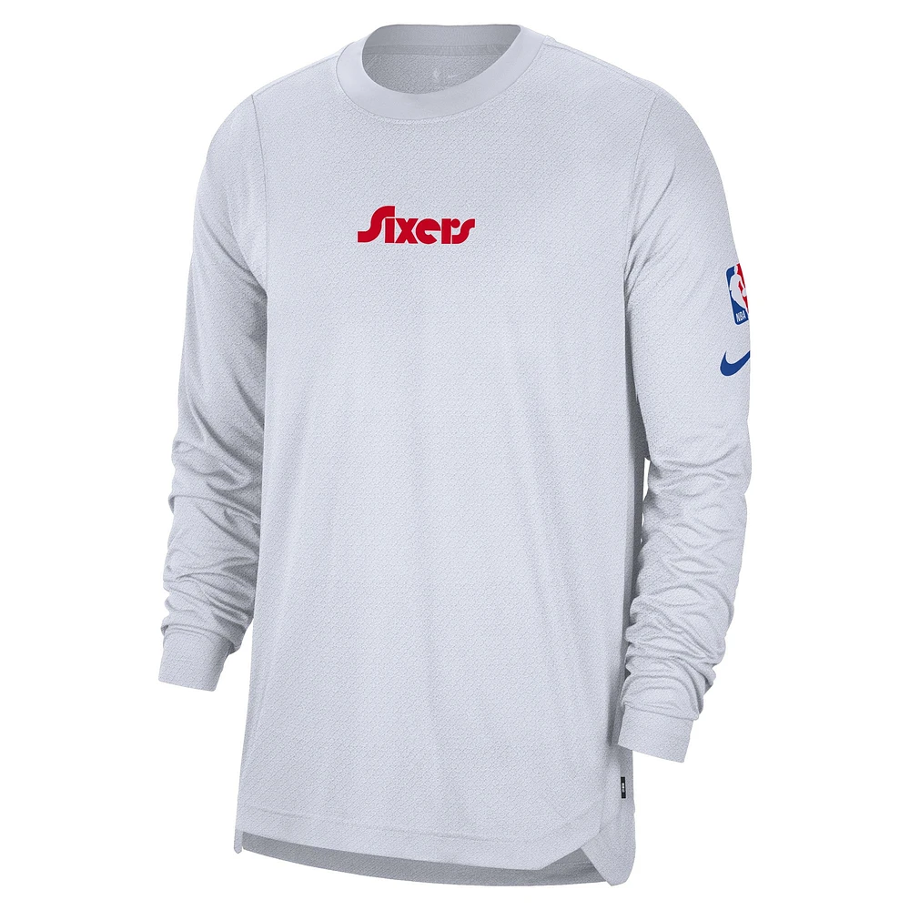 T-shirt de tir à manches longues Nike Philadelphia 76ers 2024/25 City Edition Authentic Pregame Performance pour homme Blanc