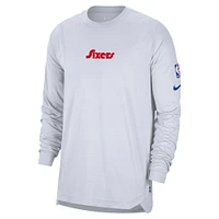 T-shirt de tir à manches longues Nike Philadelphia 76ers 2024/25 City Edition Authentic Pregame Performance pour homme Blanc