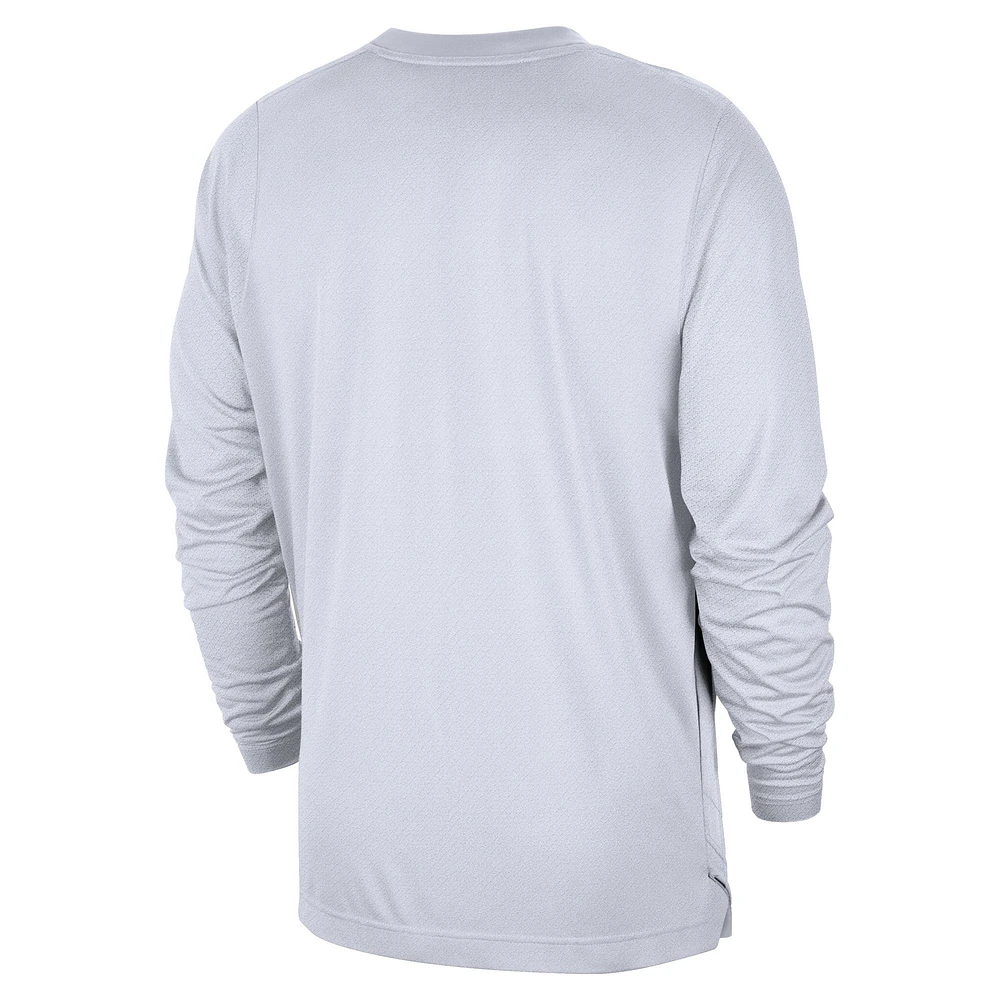 T-shirt de tir à manches longues Nike Philadelphia 76ers 2024/25 City Edition Authentic Pregame Performance pour homme Blanc