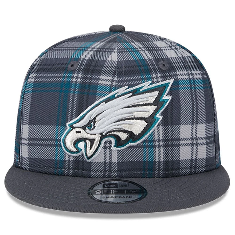 Men's New Era Gray Philadelphia Eagles 2024 Sideline Statement 9FIFTY Snapback Hat
