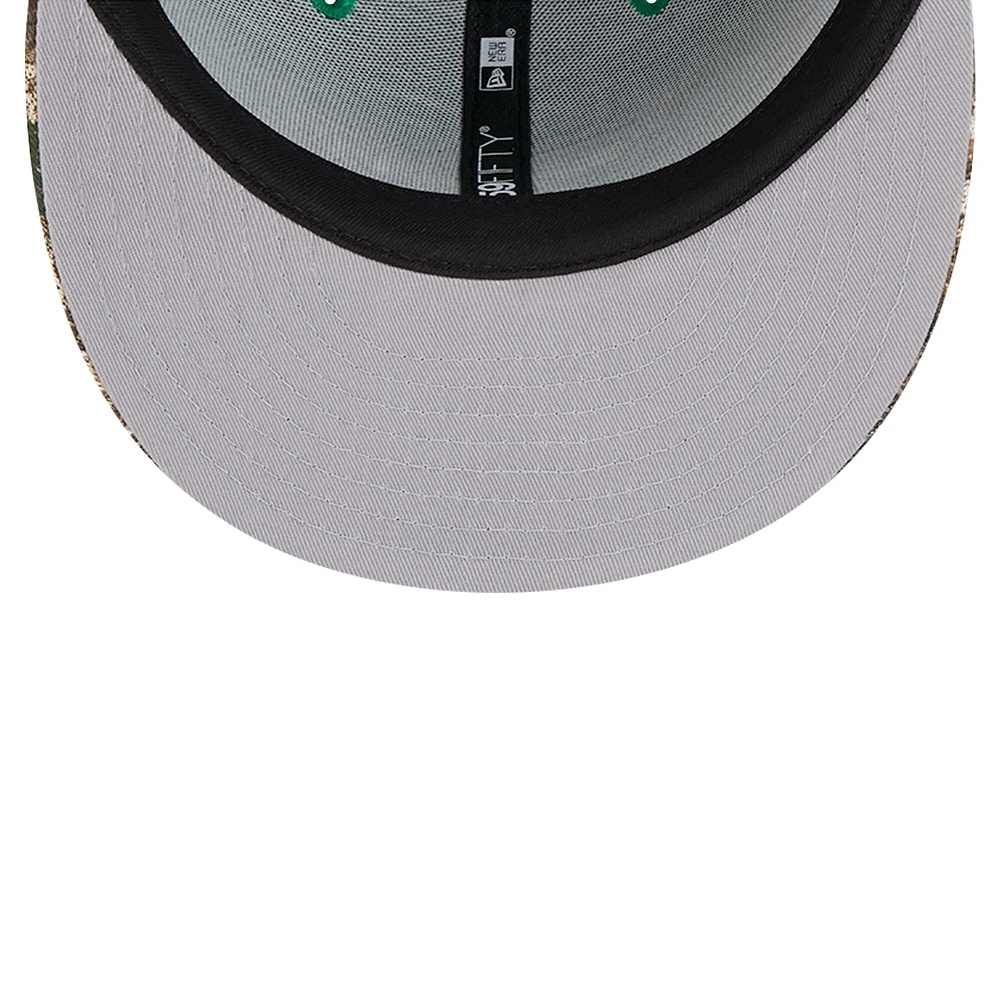 Men's New Era Kelly Green Philadelphia Eagles Active Two-Tone Camo 59FIFTY Fitted Hat