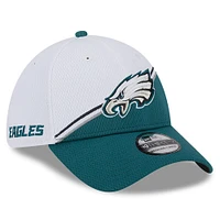 Men's New Era White/Midnight Green Philadelphia Eagles 2023 Sideline 39THIRTY Flex Hat