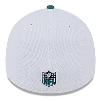 Men's New Era White/Midnight Green Philadelphia Eagles 2023 Sideline 39THIRTY Flex Hat