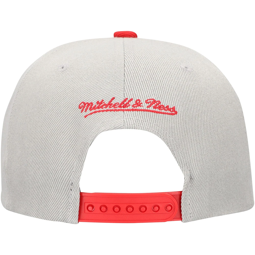 Men's Mitchell & Ness Gray Philadelphia Phillies Knock Out Panel Snapback Hat