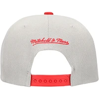 Men's Mitchell & Ness Gray Philadelphia Phillies Knock Out Panel Snapback Hat