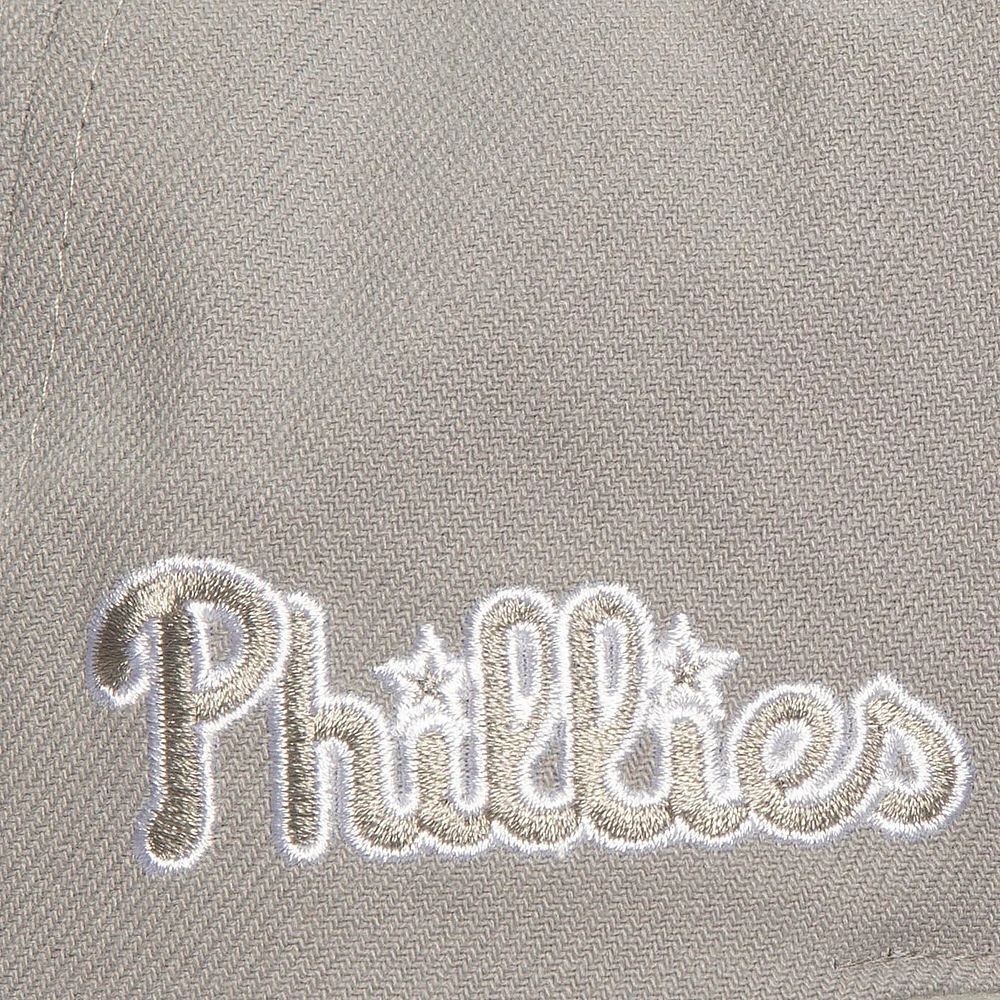 Men's Mitchell & Ness Gray Philadelphia Phillies Snapback Hat