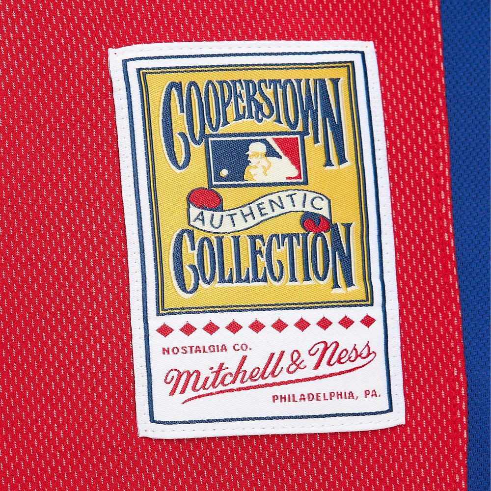 Maillot d'entraînement au bâton Mitchell & Ness Roy Halladay rouge Philadelphia Phillies Cooperstown Collection 2010 pour hommes