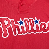 Maillot d'entraînement au bâton Mitchell & Ness Roy Halladay rouge Philadelphia Phillies Cooperstown Collection 2010 pour hommes