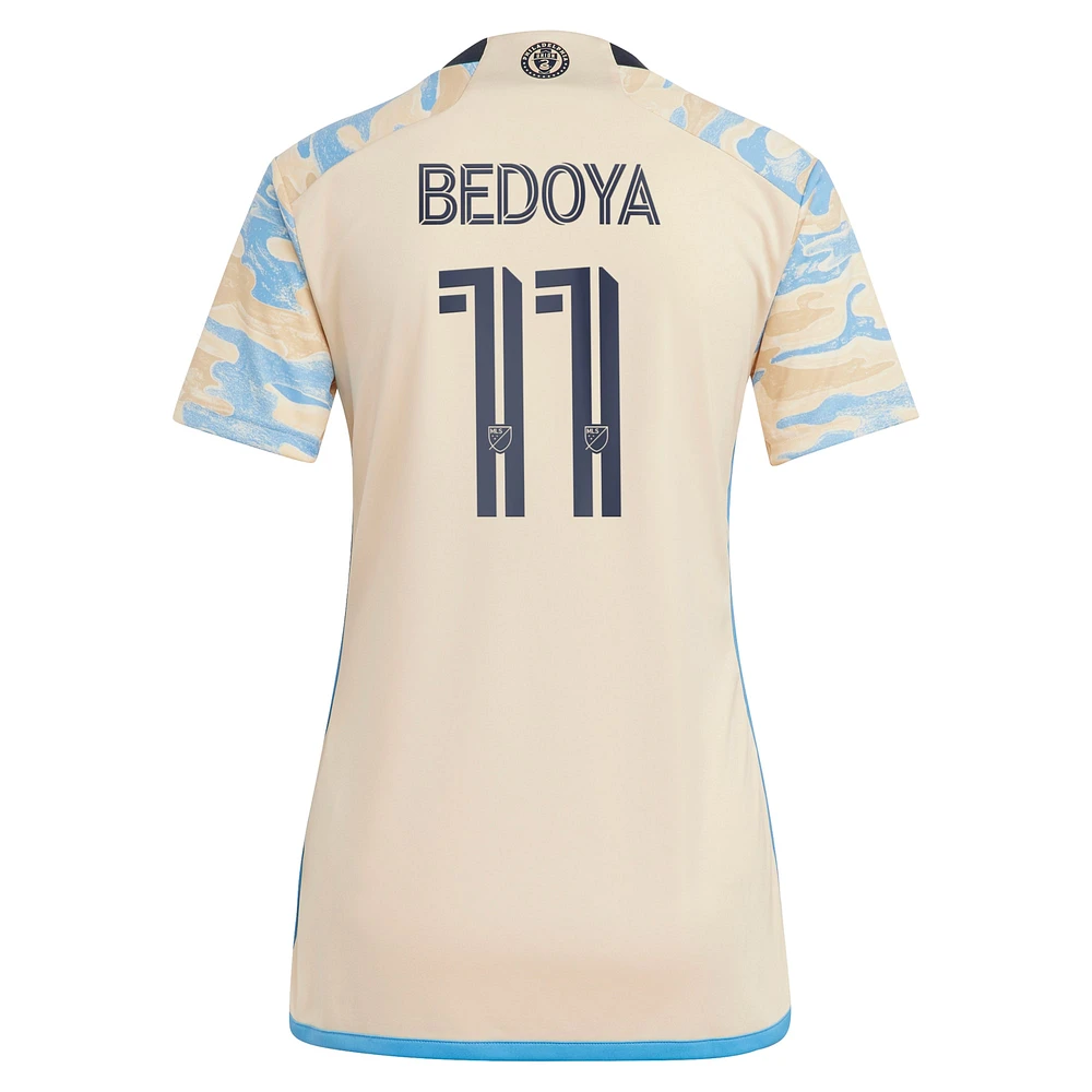 Maillot Philadelphia Union 2023 For Philly adidas Alejandro Bedoya Tan pour femme