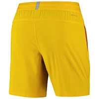 Short tissé Nike Gold Pitt Panthers 2024/25 Sideline Performance pour homme