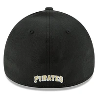 Men's Black Pittsburgh Pirates MLB Team Classic Logo 39THIRTY Flex Hat