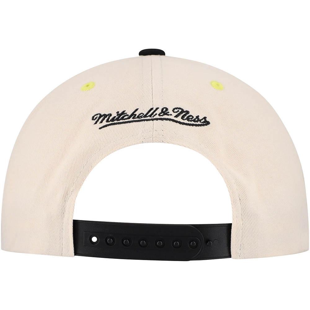 Men's Mitchell & Ness Cream Pittsburgh Pirates Overspray Pro Pinch Snapback Hat