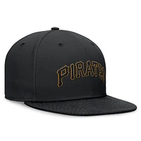 Casquette ajustée True Performance des Pirates de Pittsburgh Nike noire pour homme