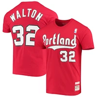 T-shirt avec nom et numéro de joueur Mitchell & Ness Bill Walton Portland Trail Blazers Hardwood Classics rouge pour hommes