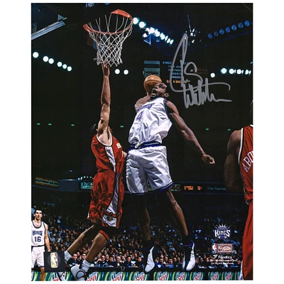 Chris Webber Sacramento Kings Autographed 8'' x 10'' Dunk vs. Hawks Photograph