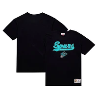Men's Mitchell & Ness Black San Antonio Spurs Hardwood Classics Felt Applique Slub T-Shirt