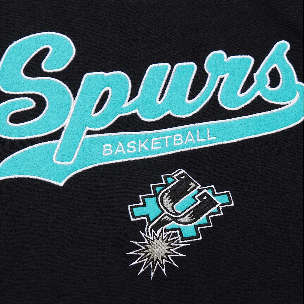 Men's Mitchell & Ness Black San Antonio Spurs Hardwood Classics Felt Applique Slub T-Shirt