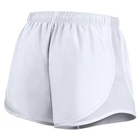 Women's Nike White San Francisco 49ers Tempo Performance Shorts