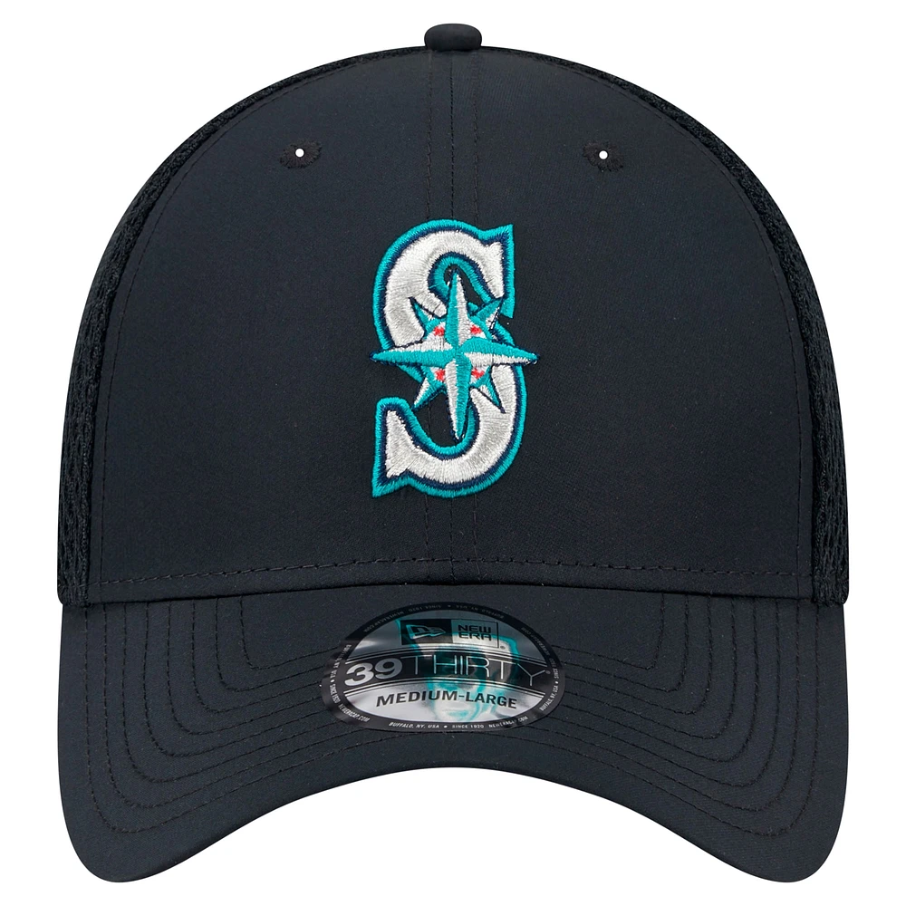 Men's New Era Black Seattle Mariners Team Tone 39THIRTY Flex Hat