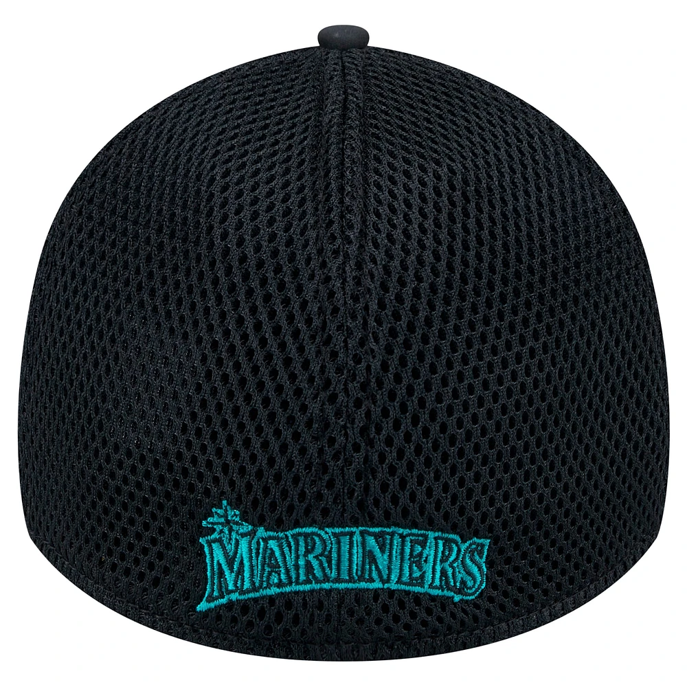 Men's New Era Black Seattle Mariners Team Tone 39THIRTY Flex Hat