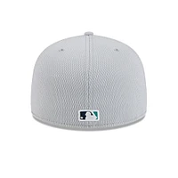 Men's New Era Gray Seattle Mariners 2025 MLB Clubhouse 59FIFTY Fitted Hat