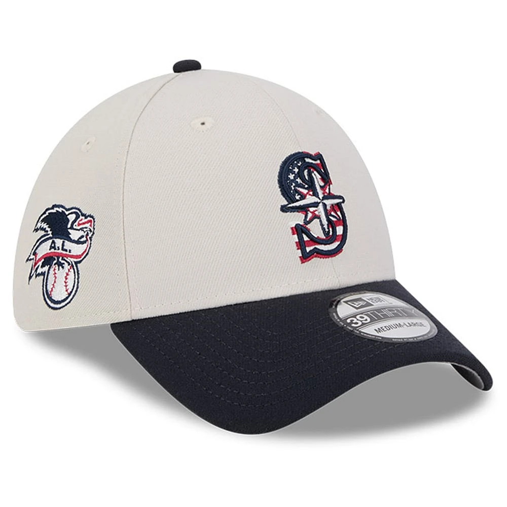 Men's New Era Khaki/Black Seattle Mariners 2024 Fourth of July 39THIRTY Flex Hat