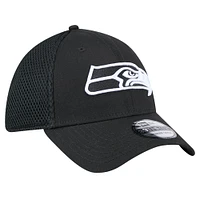 Men's New Era Black Seattle Seahawks 39THIRTY Flex Hat