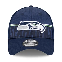 Casquette Flex Fit pour homme New Era Seattle Seahawks 2023 NFL Training Camp 39THIRTY bleu marine