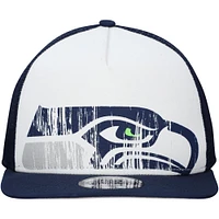 Men's New Era White/College Navy Seattle Seahawks Distressed 9FIFTY A-Frame Snapback Hat
