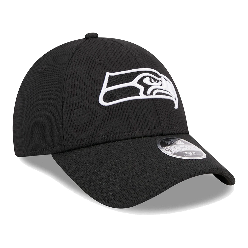 Youth New Era Black Seattle Seahawks Main B-Dub 9FORTY Adjustable Hat