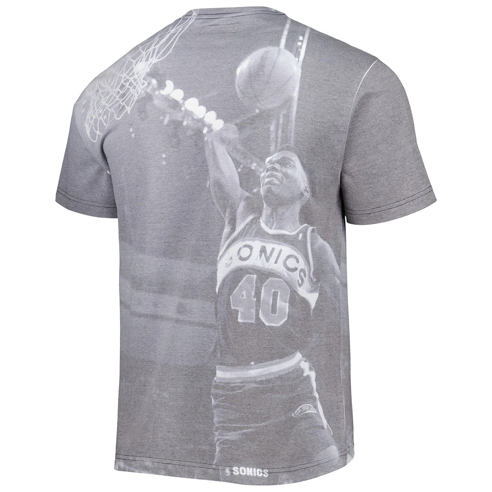 Men's Mitchell & Ness Shawn Kemp Heather Gray Seattle SuperSonics Above The Rim T-Shirt