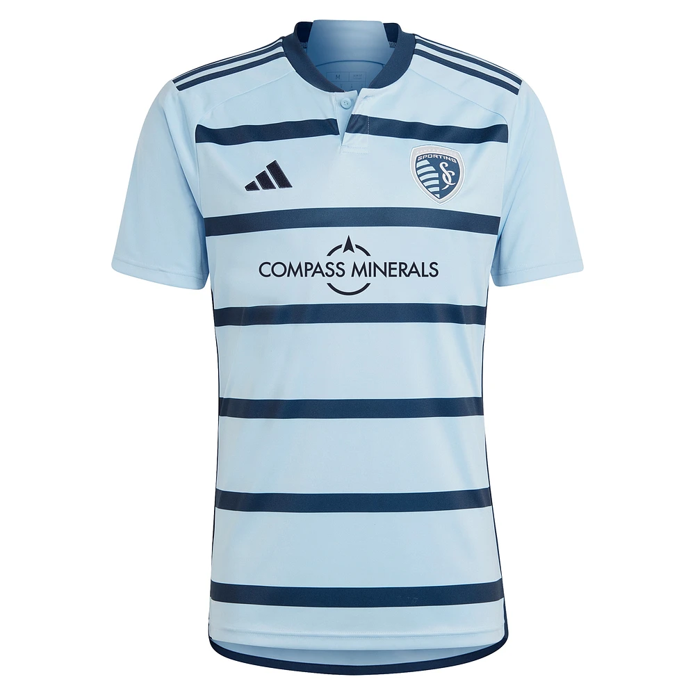 Maillot de joueur réplique adidas Erik Thommy Sporting Kansas City 2024 Hoops 4.0 bleu clair pour homme