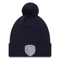 Bonnet en tricot à revers et revers en jersey New Era Sporting Kansas City bleu marine avec pompon pour hommes