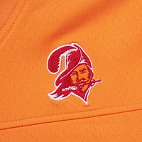 Sweat à capuche orange pour homme Mitchell & Ness Mike Alstott avec nom et numéro de joueur des Tampa Bay Buccaneers Legacy Jersey