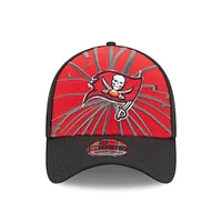 Men's New Era Red/Black Tampa Bay Buccaneers Shattered 39THIRTY Flex Hat