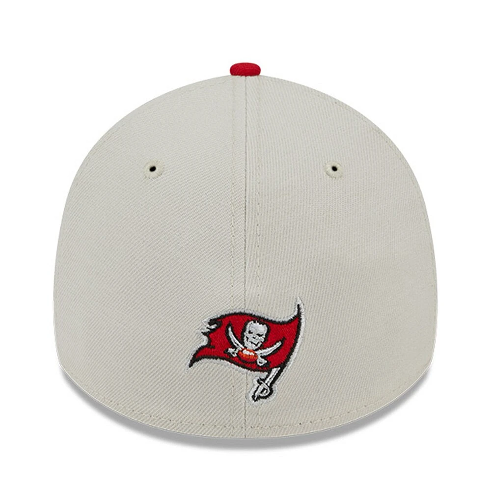 Men's New Era Stone/Red Tampa Bay Buccaneers 2023 NFL Draft 39THIRTY Flex Hat