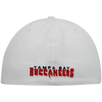 Men's New Era White Tampa Bay Buccaneers Omaha Alternate Logo 59FIFTY Fitted Hat