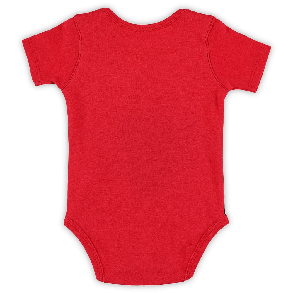 Newborn & Infant Tampa Bay Buccaneers Dynamic Duo Bodysuit, Bib Knit Hat Set