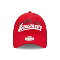 Women's New Era   Red Tampa Bay Buccaneers Team Trucker 9FORTY Snapback Hat