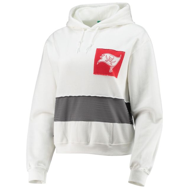 Vêtements Refried pour femmes Blanc Tampa Bay Buccaneers Crop durable Dolman Sweat à capuche