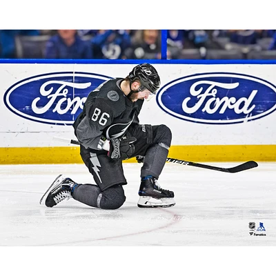 Photographie de célébration but du maillot non signé Nikita Kucherov Lightning Tampa Bay