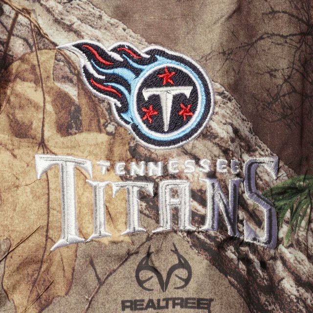Dunbrooke Realtree Camo Tennessee Titans Circle Sportsman Veste imperméable compressible entièrement zippée pour hommes
