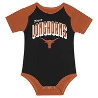 Newborn & Infant Texas Longhorns Dynamic Duo Bodysuit, Bib Cuffed Knit Hat Set