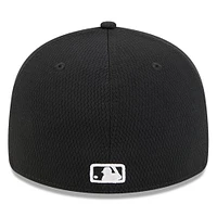 Men's New Era Black Texas Rangers 2025 MLB Clubhouse Low Profile 59FIFTY Fitted Hat