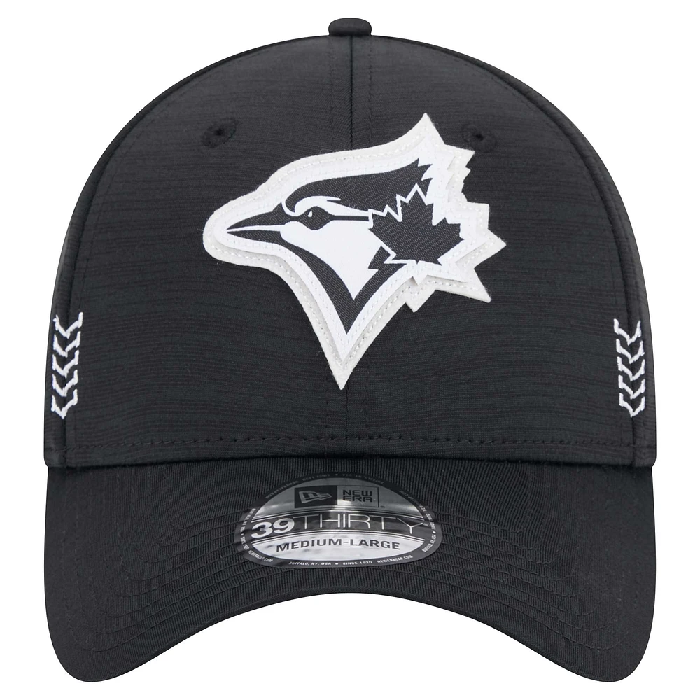 Men's New Era  Black Toronto Blue Jays 2024 MLB Clubhouse 39THIRTY Flex Fit Hat
