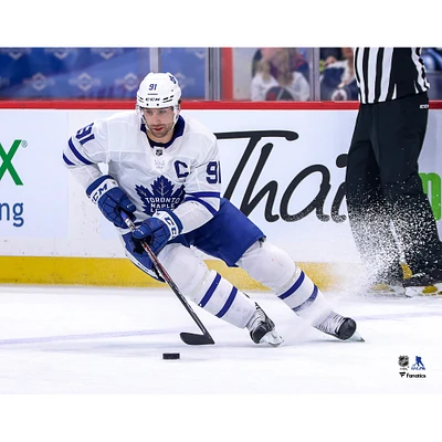 Photographie de patinage en maillot blanc non signé John Tavares des Maple Leafs Toronto