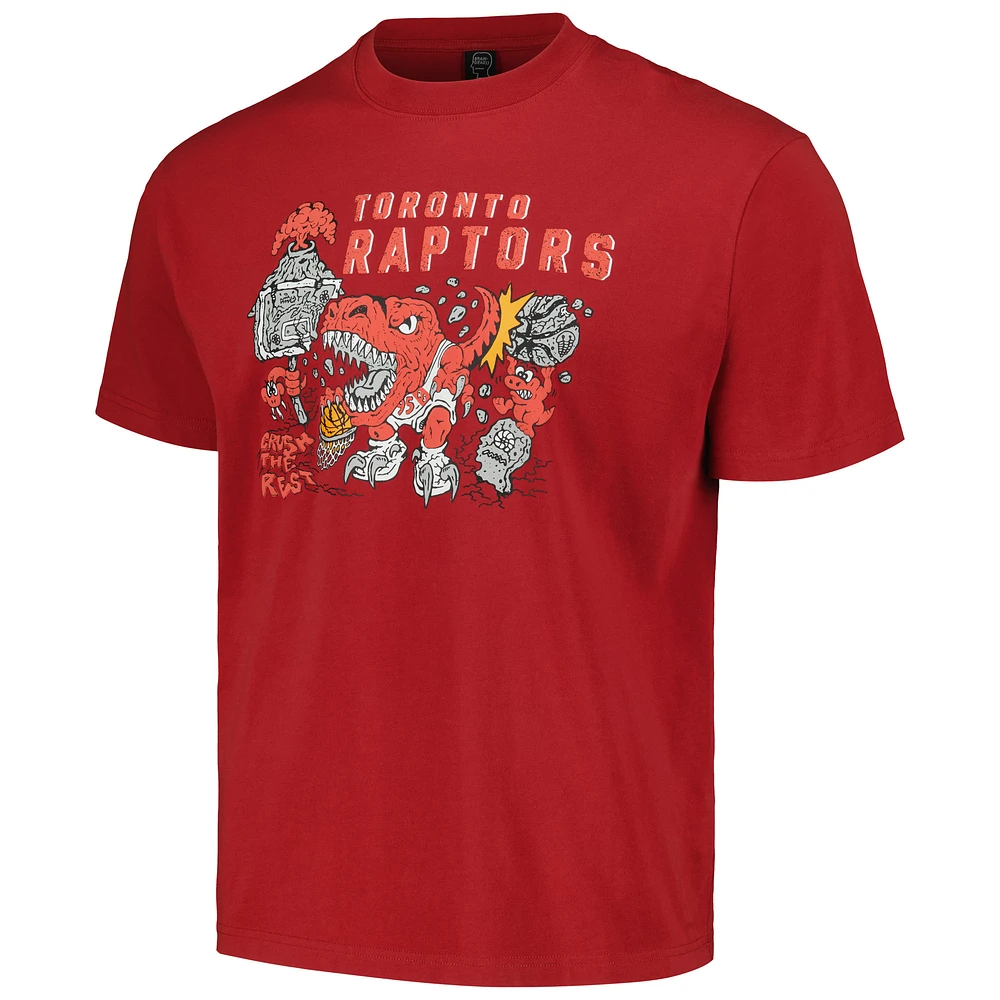T-shirt unisexe NBA x Brain Dead Rouge des Raptors de Toronto identifient la série d'artistes